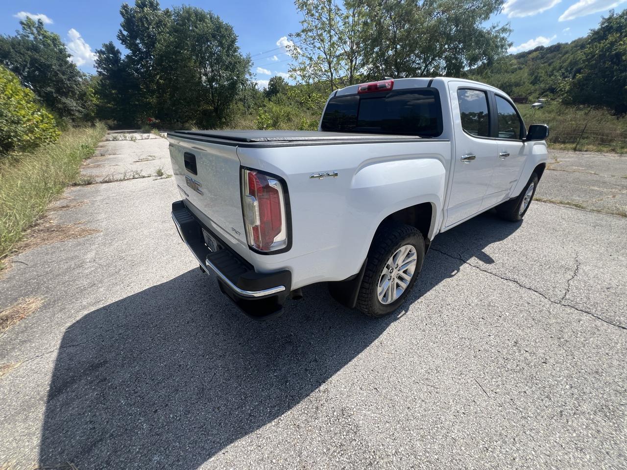 GMC Canyon SLT Crew Cab 4WD Short Box 2017