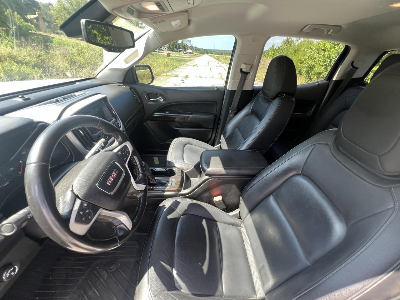 GMC Canyon SLT Crew Cab 4WD Short Box 2017