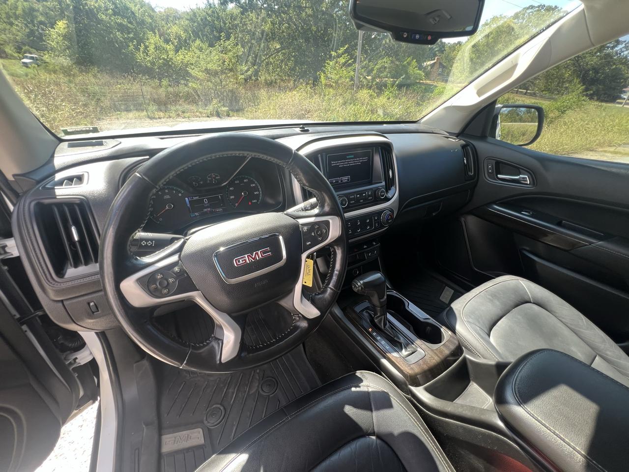 GMC Canyon SLT Crew Cab 4WD Short Box 2017