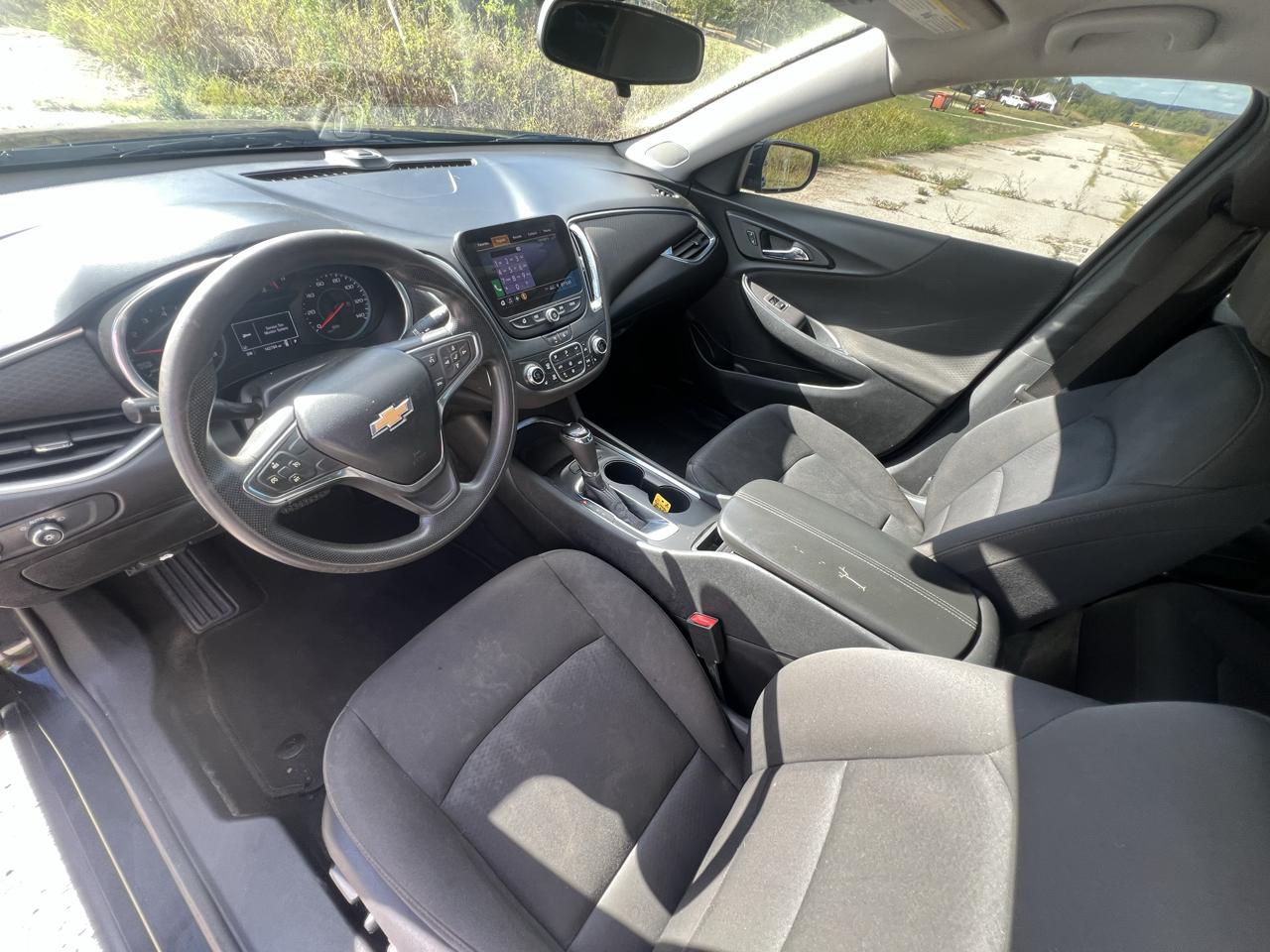 Chevrolet Malibu photo 9