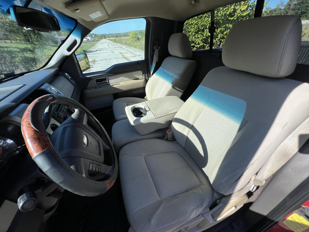 Ford F-150 photo 8