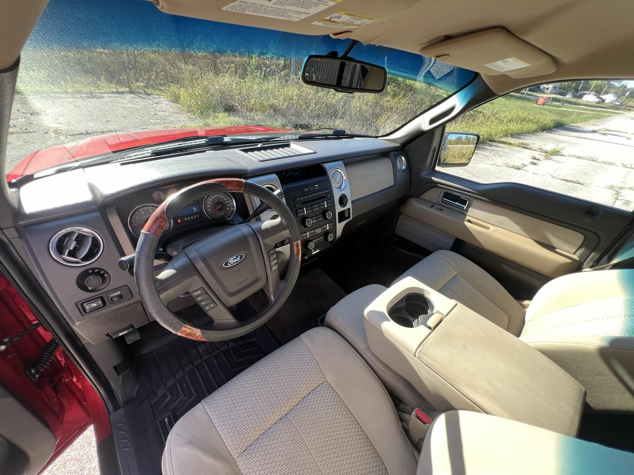 Ford F-150 photo 9