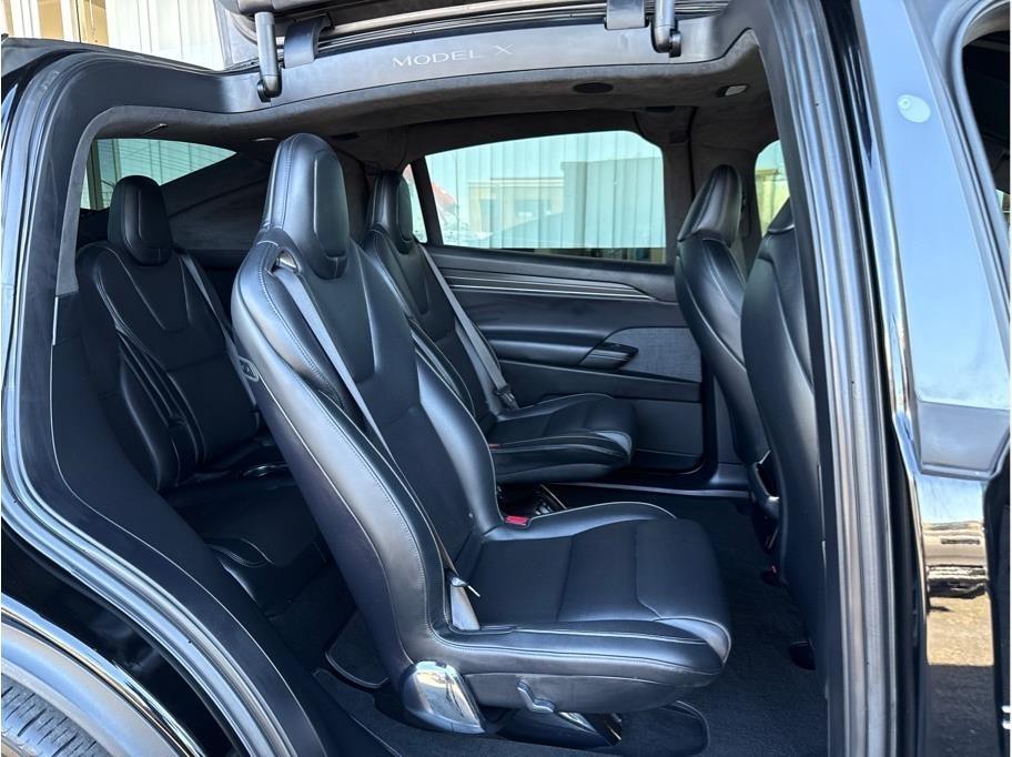 Tesla Model X Base 2022