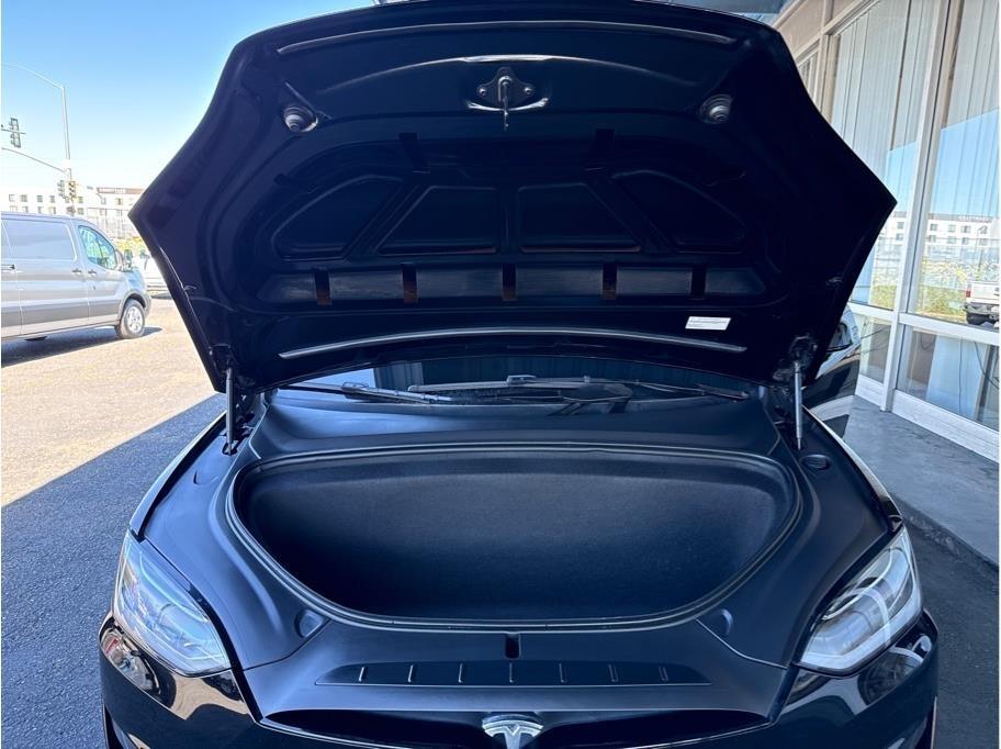 Tesla Model X Base 2022