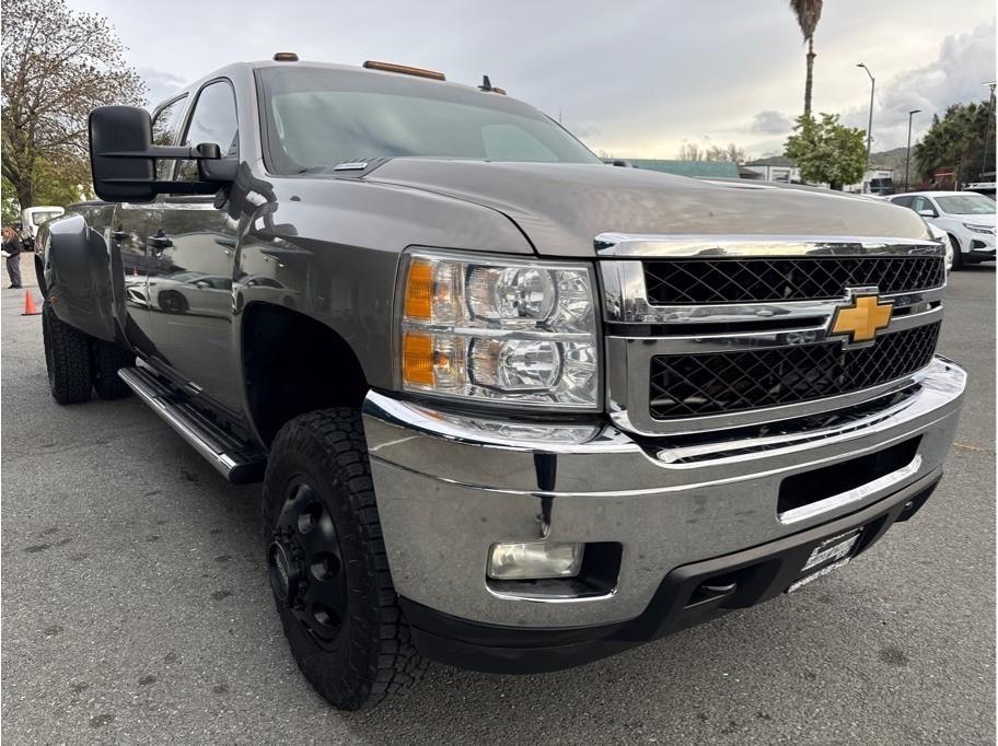 Chevrolet Silverado 3500HD LT Crew Cab 4WD 2013