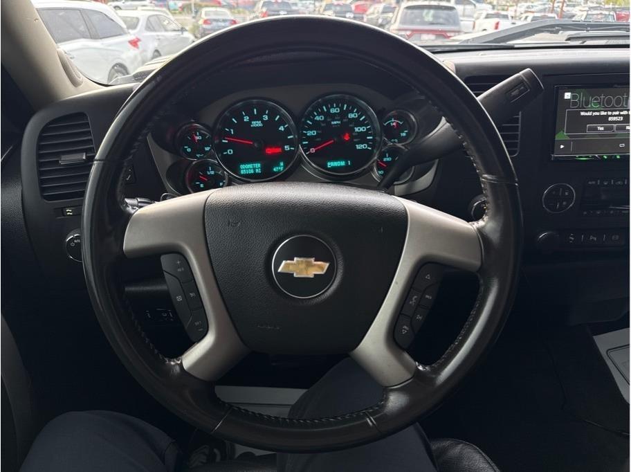 Chevrolet Silverado 3500HD LT Crew Cab 4WD 2013