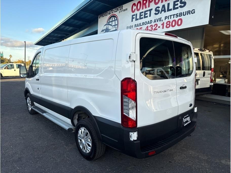 Ford Transit 250 Van 2024