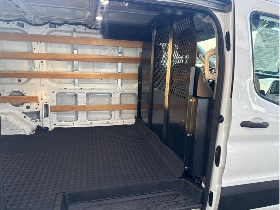 Ford Transit 250 Van 2024