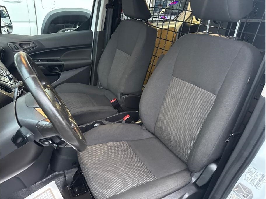 Ford Transit Connect Cargo Van XL LWB w/Rear Liftgate 2017 Ford Transit Connect Cargo Van XL LWB w/Rear Liftgate 2017