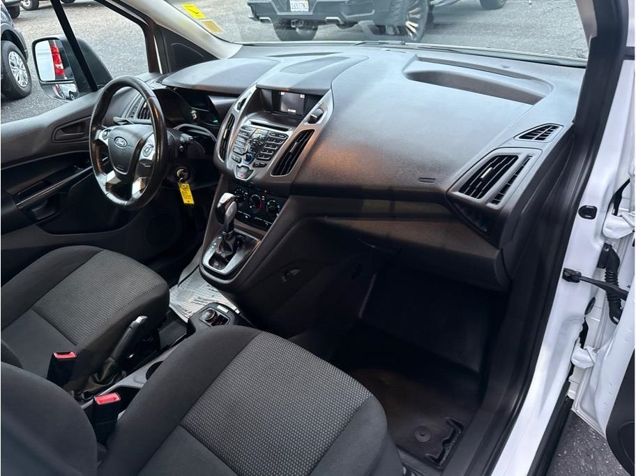 Ford Transit Connect Cargo Van XL LWB w/Rear Liftgate 2017 Ford Transit Connect Cargo Van XL LWB w/Rear Liftgate 2017