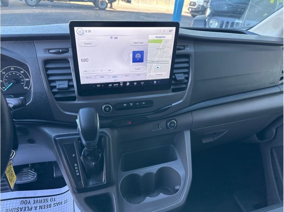 Ford Transit 350 Wagon Low Roof XLT w/Sliding Pass. 148-in. WB 2022 Ford Transit 350 Wagon Low Roof XLT w/Sliding Pass. 148-in. WB 2022