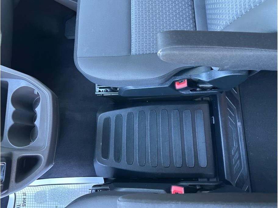 Ford Transit 350 Wagon Low Roof XLT w/Sliding Pass. 148-in. WB 2022 Ford Transit 350 Wagon Low Roof XLT w/Sliding Pass. 148-in. WB 2022