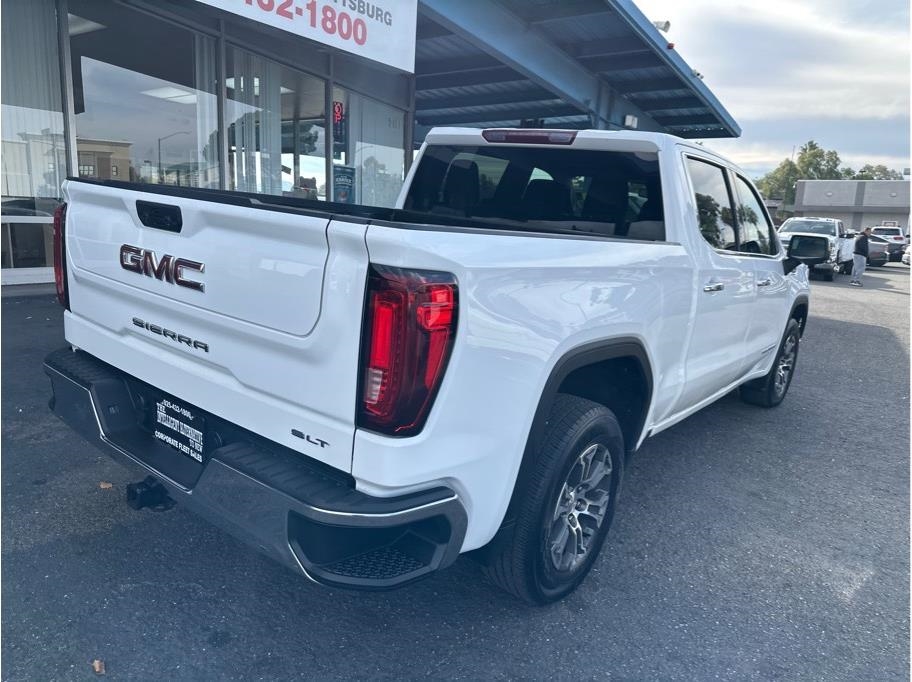 GMC Sierra 1500 SLT Crew Cab 2WD 2024