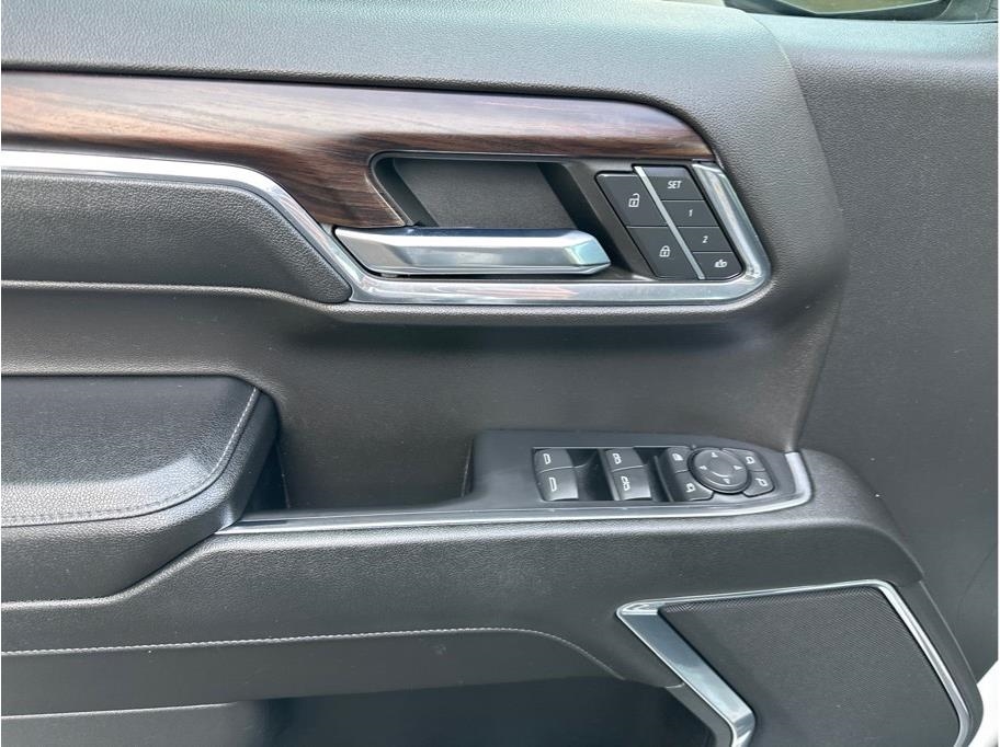 GMC Sierra 1500 SLT Crew Cab 2WD 2024