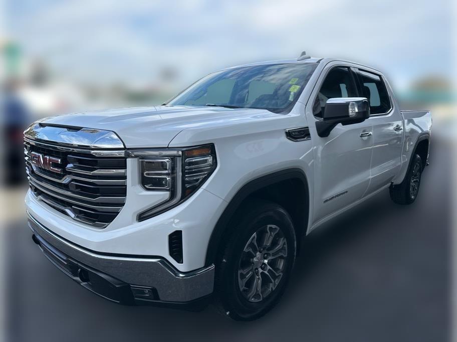 GMC Sierra 1500 SLT Crew Cab 2WD 2024