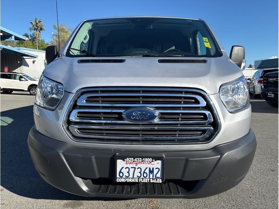 Ford Transit 250 Van Low Roof w/Sliding Pass. 148-in. WB 2017