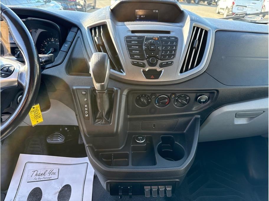 Ford Transit 250 Van Low Roof w/Sliding Pass. 148-in. WB 2017