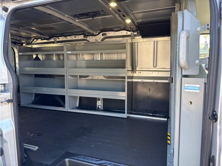 Ford Transit 250 Van Low Roof w/Sliding Pass. 148-in. WB 2017