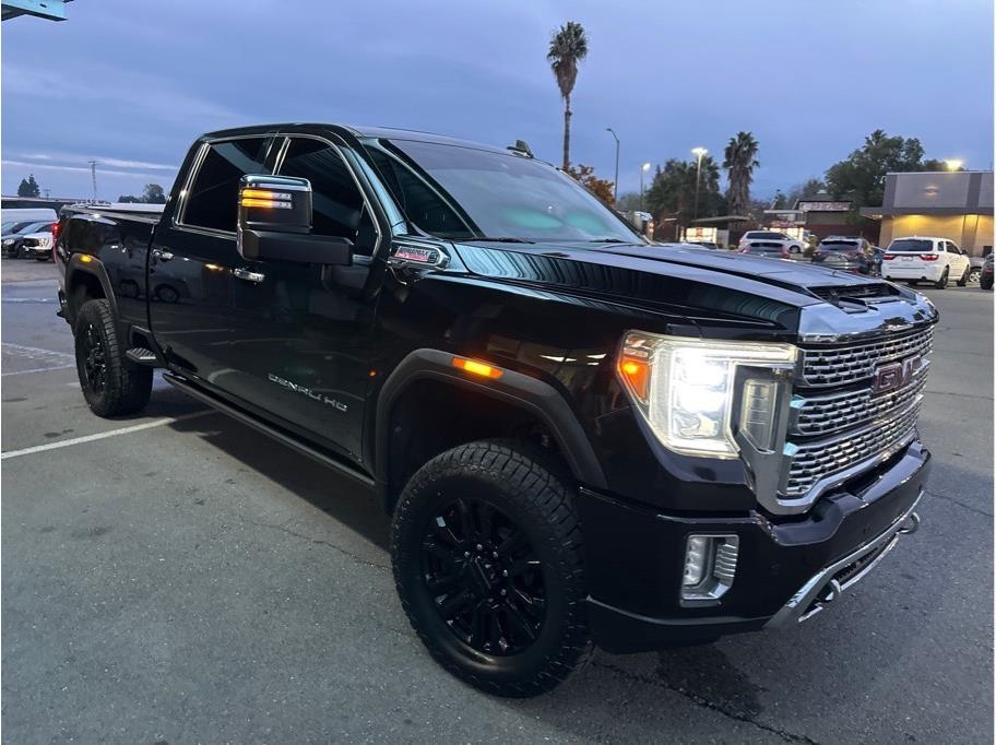 GMC Sierra 2500HD Denali Crew Cab 4WD 2021