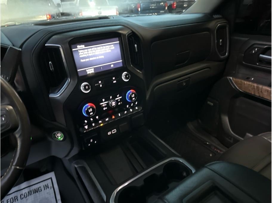 GMC Sierra 2500HD Denali Crew Cab 4WD 2021