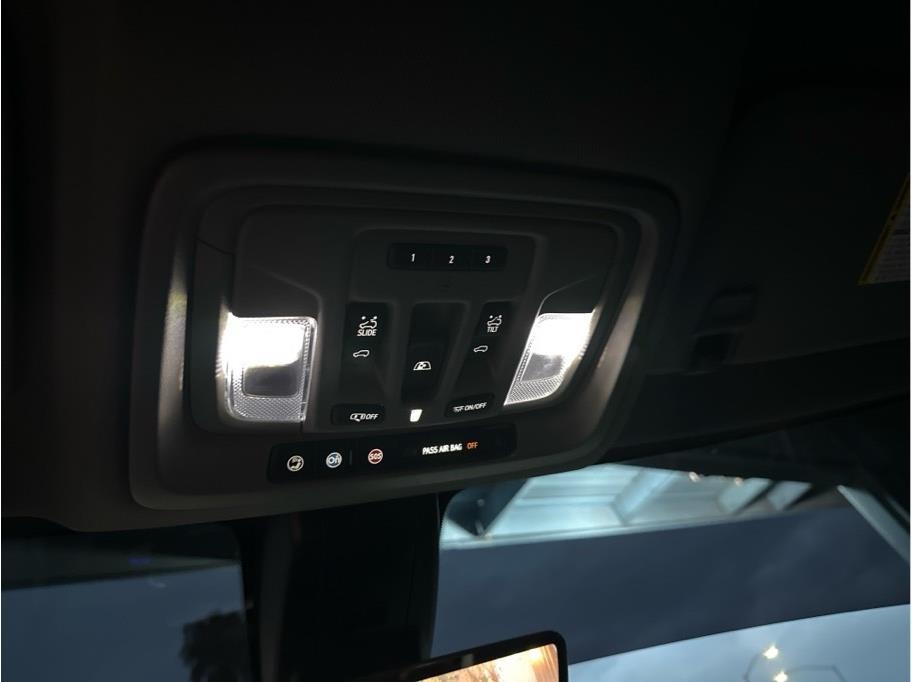 GMC Sierra 2500HD Denali Crew Cab 4WD 2021