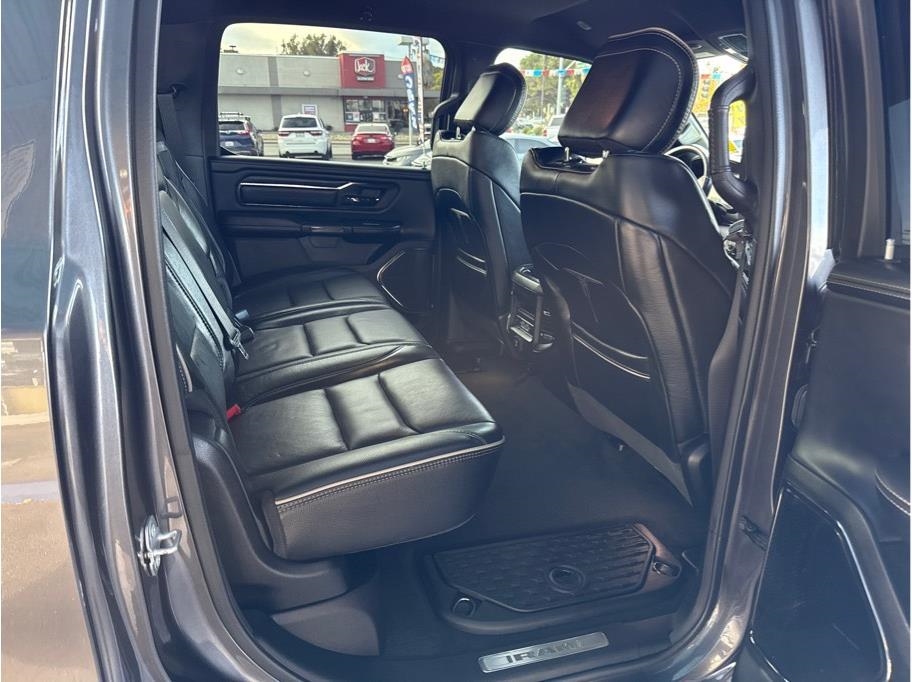 RAM 1500 Limited Crew Cab SWB 2WD 2022