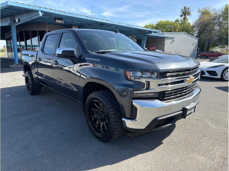 Chevrolet Silverado 1500 Limited LT Crew Cab 2WD 2022