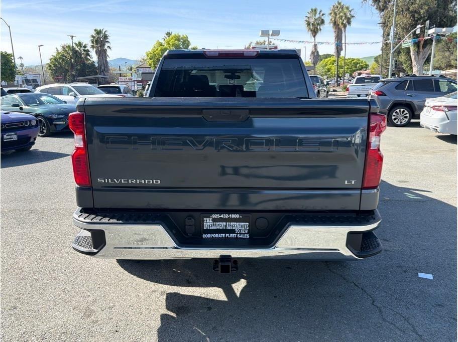 Chevrolet Silverado 1500 Limited LT Crew Cab 2WD 2022