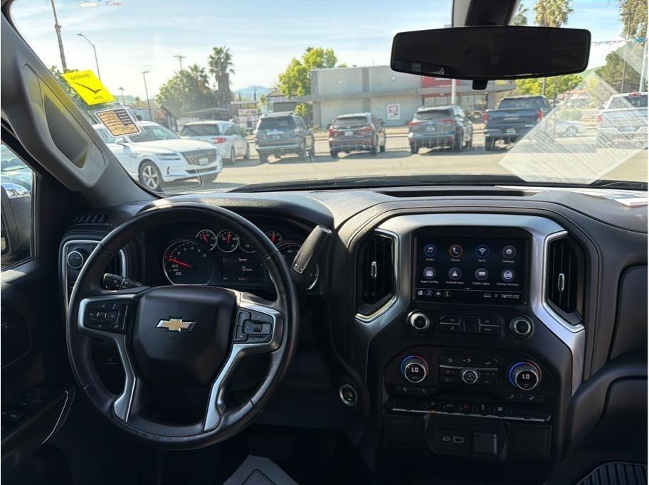 Chevrolet Silverado 1500 Limited LT Crew Cab 2WD 2022