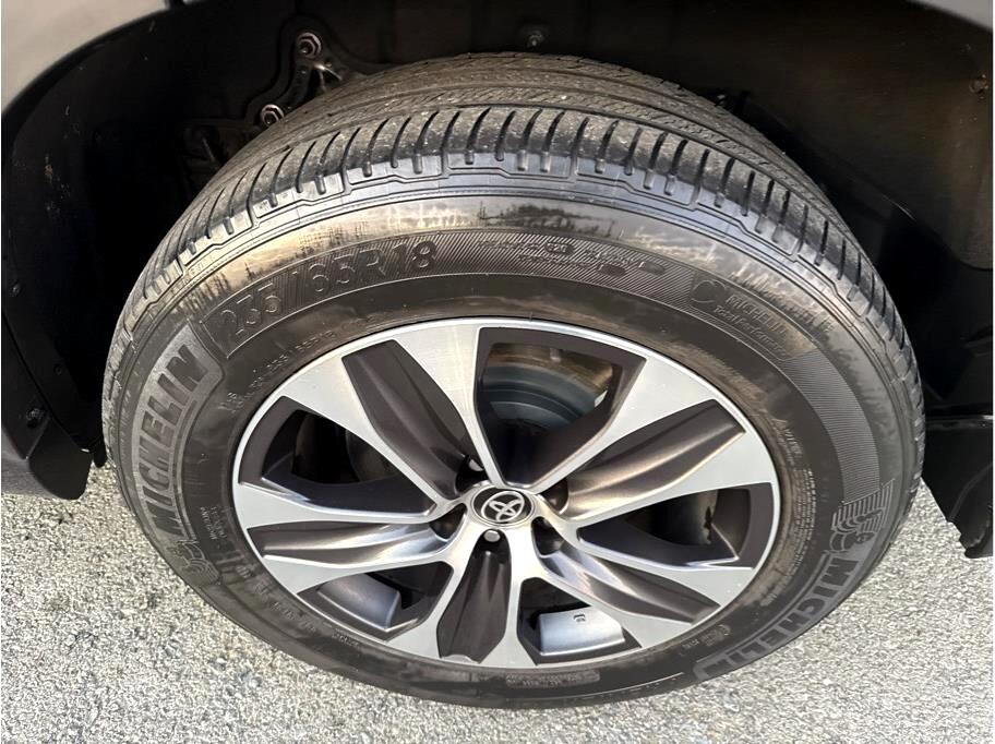 Toyota Highlander XLE Nav FWD V6 2020