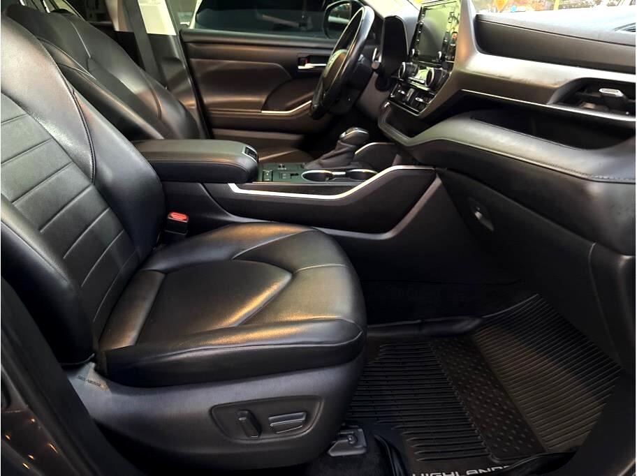 Toyota Highlander XLE Nav FWD V6 2020