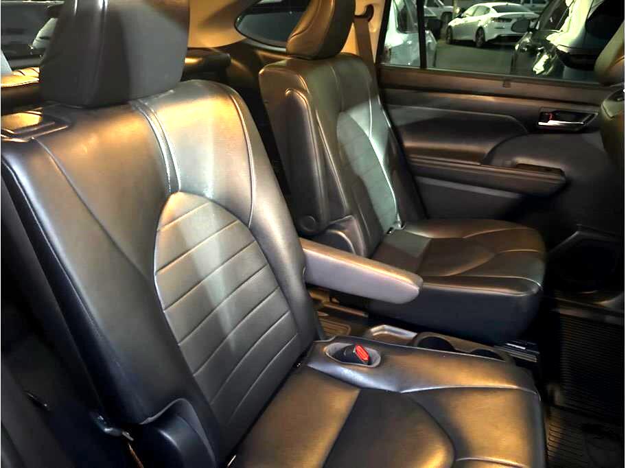 Toyota Highlander XLE Nav FWD V6 2020