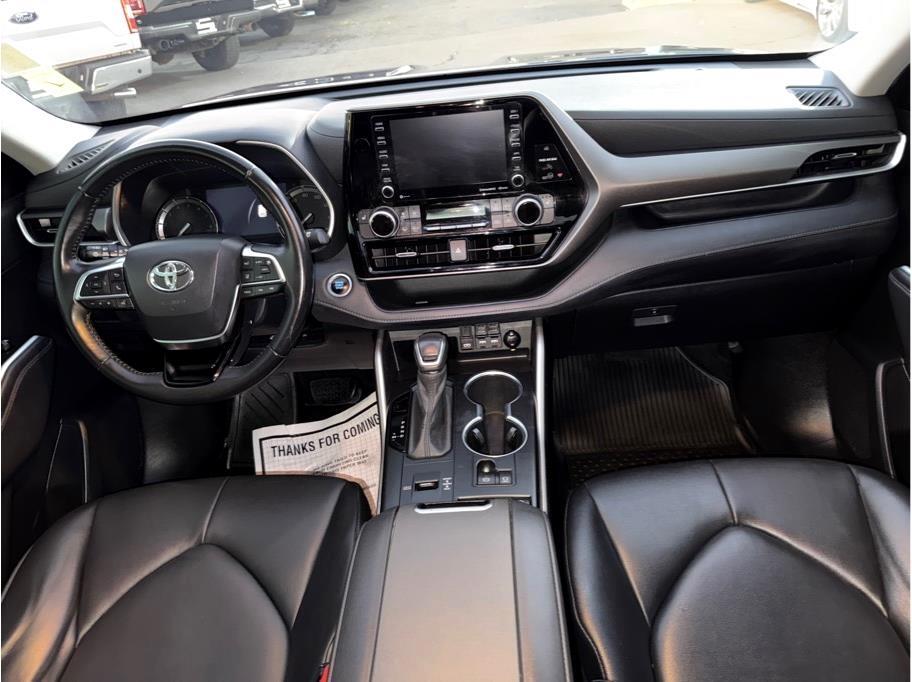 Toyota Highlander XLE Nav FWD V6 2020