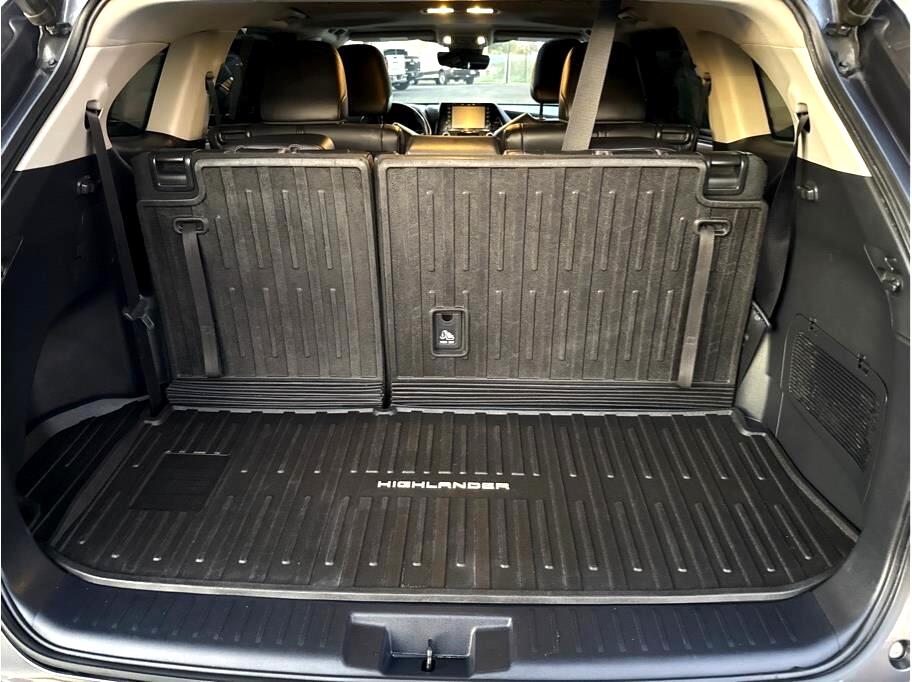 Toyota Highlander XLE Nav FWD V6 2020