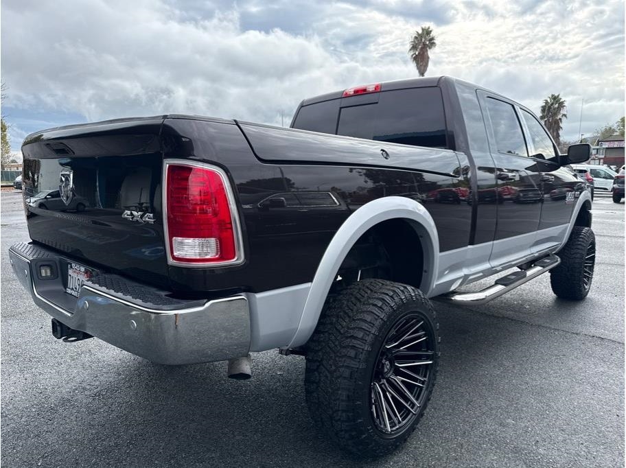 RAM 2500 Laramie Mega Cab 4WD 2016