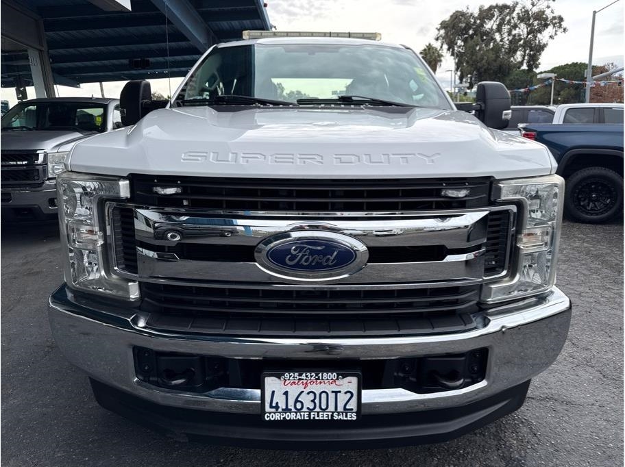 Ford F-250 SD XL Crew Cab 4WD 2019