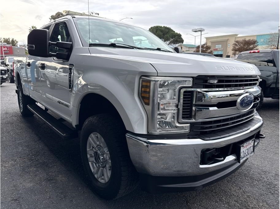 Ford F-250 SD XL Crew Cab 4WD 2019