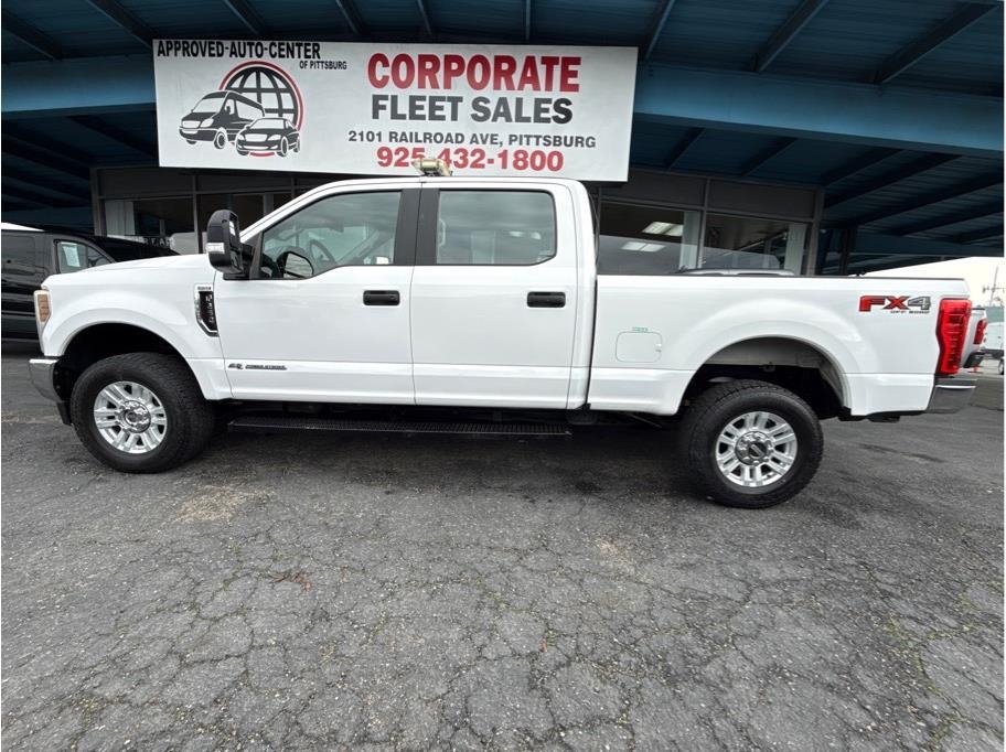 Ford F-250 SD XL Crew Cab 4WD 2019