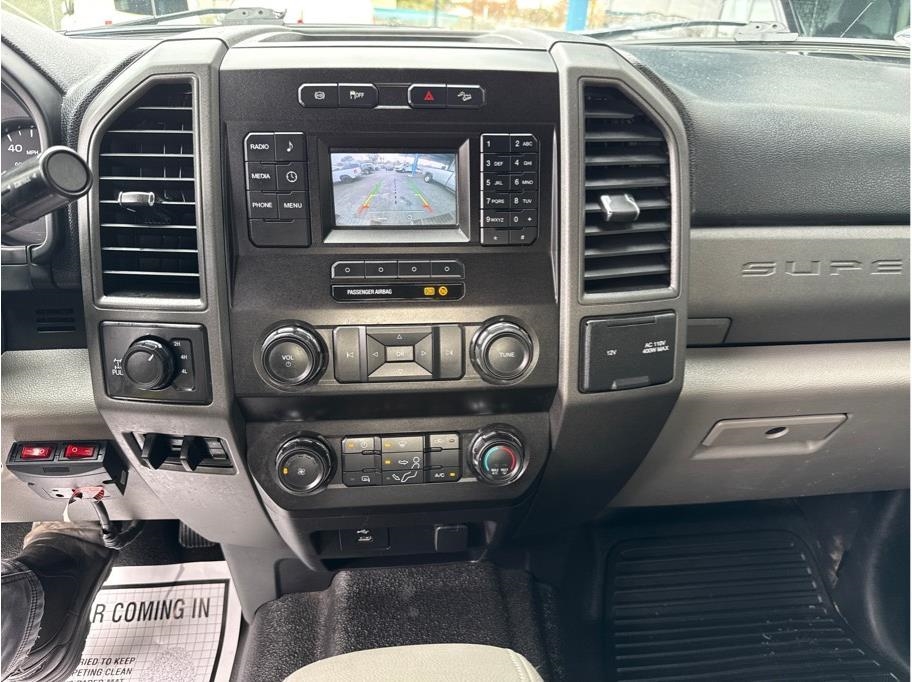 Ford F-250 SD XL Crew Cab 4WD 2019