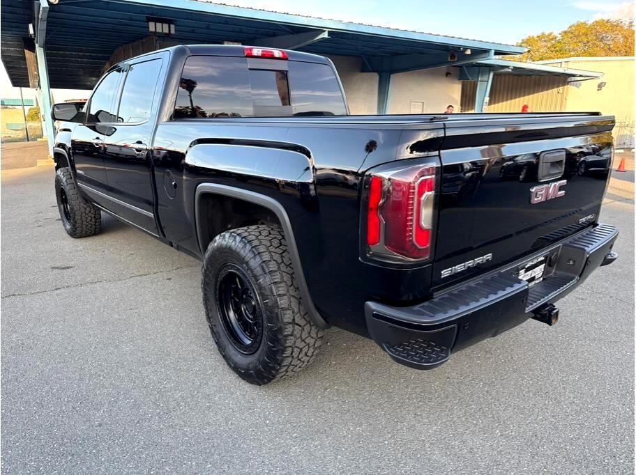 GMC Sierra 1500 Denali Crew Cab Long Box 4WD 2017