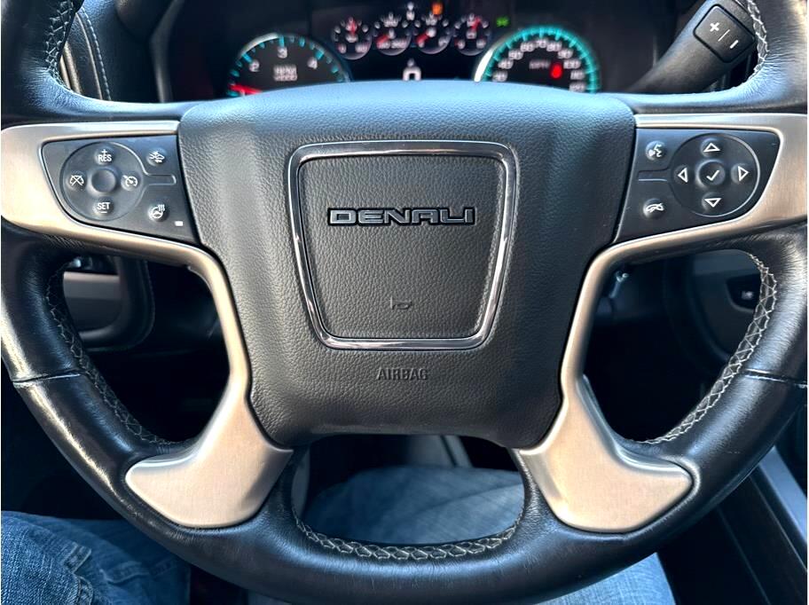 GMC Sierra 1500 Denali Crew Cab Long Box 4WD 2017