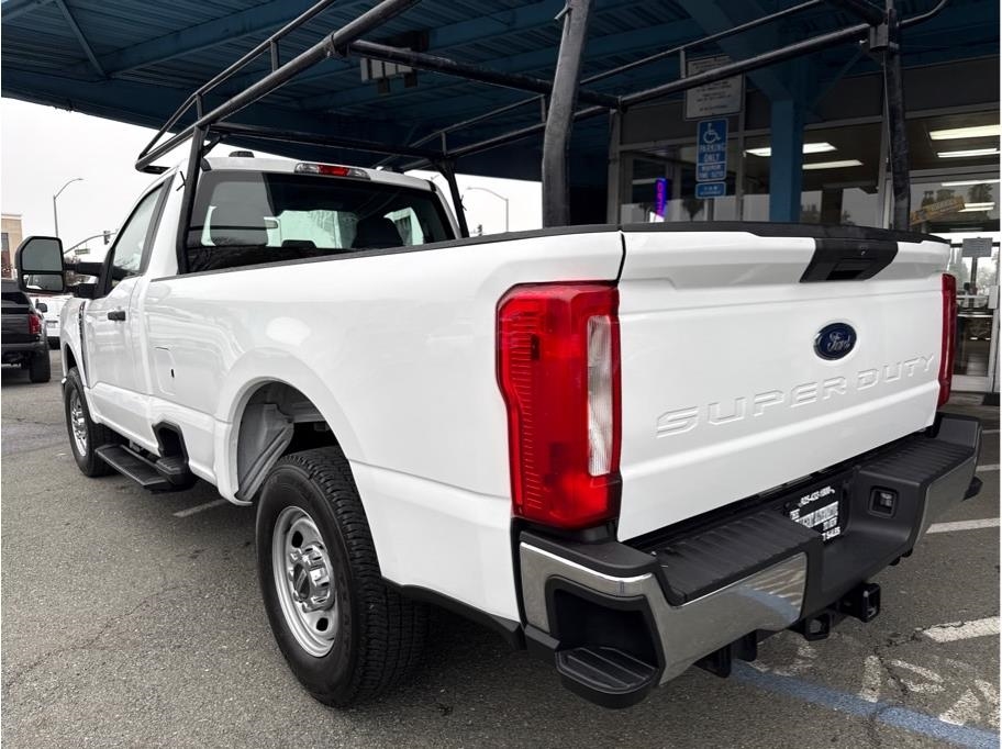 Ford F-250 SD XL 2WD 2023