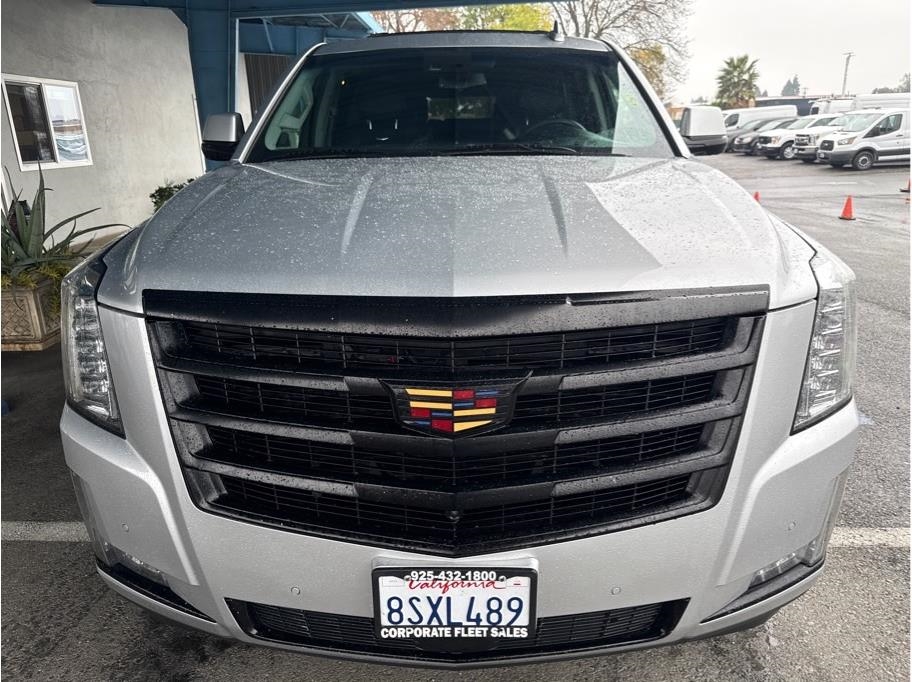 Cadillac Escalade ESV Premium 4WD 2017