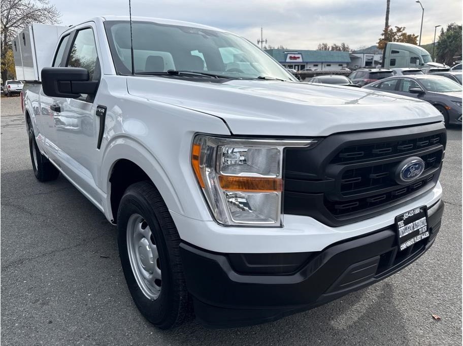 Ford F-150 XL SuperCab 8-ft. 2WD 2021