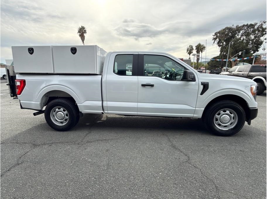 Ford F-150 XL SuperCab 8-ft. 2WD 2021