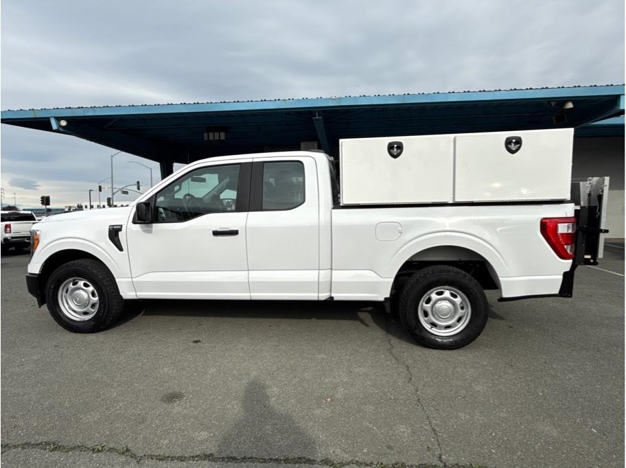 Ford F-150 XL SuperCab 8-ft. 2WD 2021