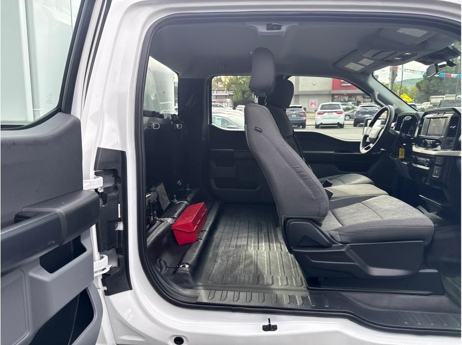 Ford F-150 XL SuperCab 8-ft. 2WD 2021