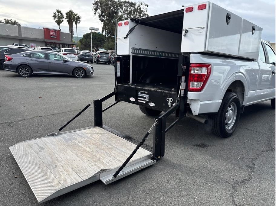 Ford F-150 XL SuperCab 8-ft. 2WD 2021