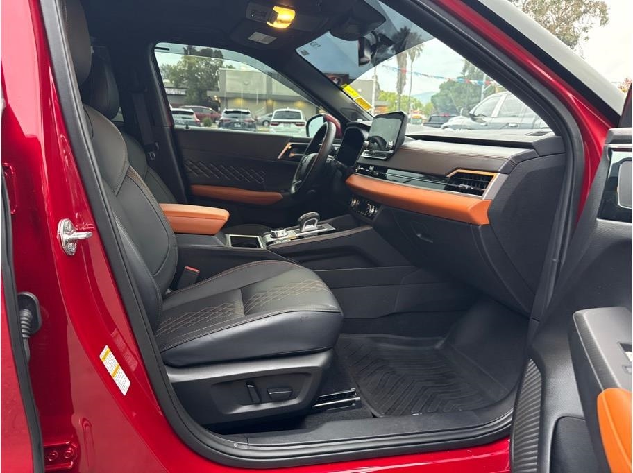 Mitsubishi Outlander  2024