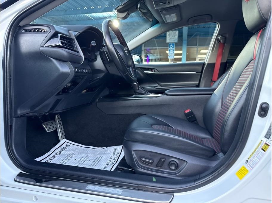 Toyota Camry XSE V6 2020